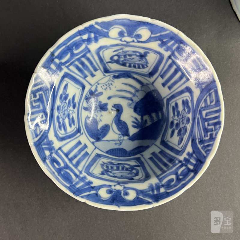 明万历 青花芦雁纹克拉克杯一对 - 图11
